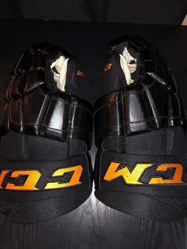 PITTSBURGH PENGUINS PRO GLOVES