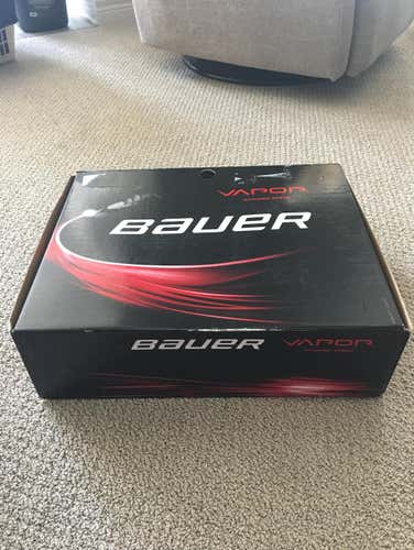 BRAND NEW Sr Vapor 1X Skates