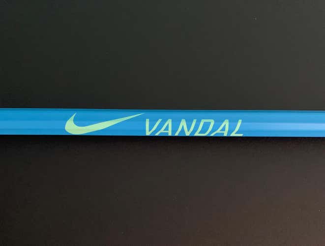 Brand New Nike Vandel Shaft