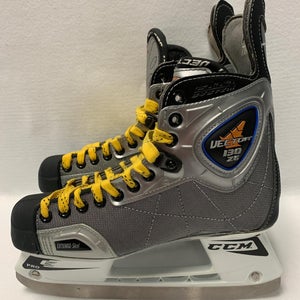 NEW CCM Vector ZG 130 Skates 7D