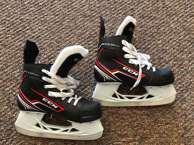 New CCM JetSpeed FT340 Skates Junior Size 1.0