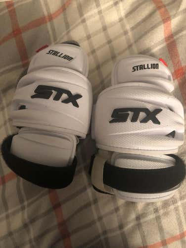stx stallion arm pads