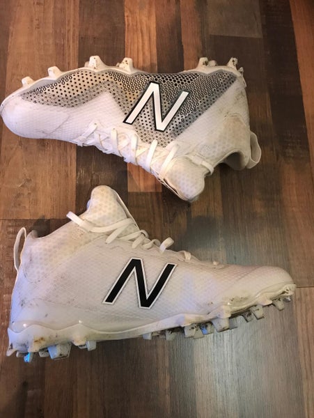 New Balance Freeze Cleats (Size 7.5)
