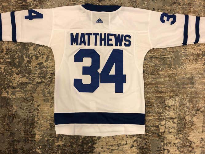 AUSTIN MATHEWS #34 Toronto Maple Leafs Game Replica Jersey