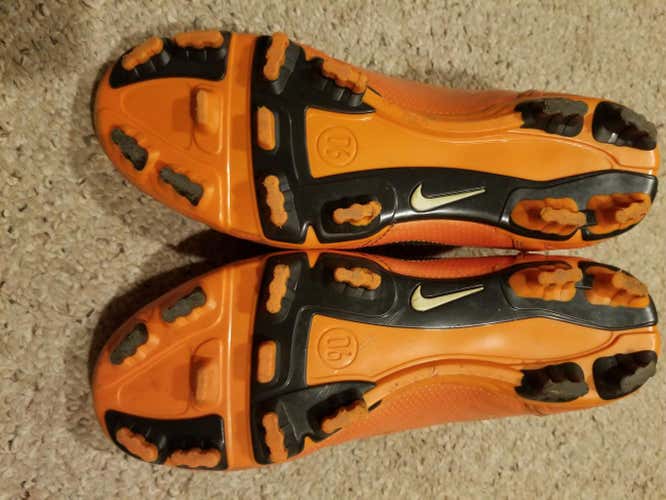 New Nike  Soccer Cleats