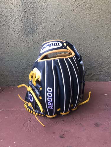 Custom Wilson A2000 1786 11.5 Nwot