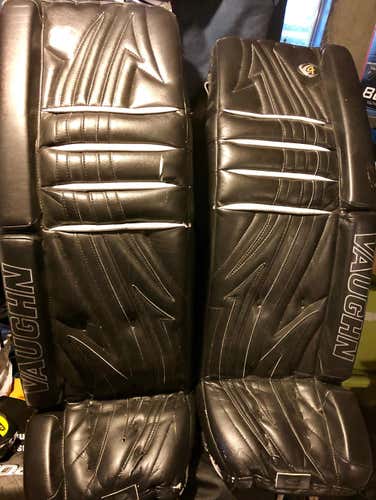 Vaughn V4 Pro Stock Leg Pads