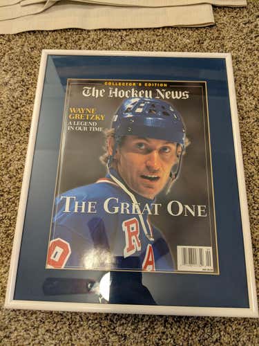 The great one Wayne Gretzky framed hockey news magazine