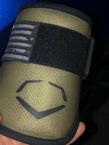 Evoshield Limited Edition Elbow Guard