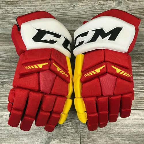 NEW! CCM HGTK CALGARY FLAMES RETRO HOCKEY GLOVES 14" PRO STOCK NHL