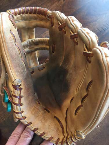 Wilson A2000 EL3