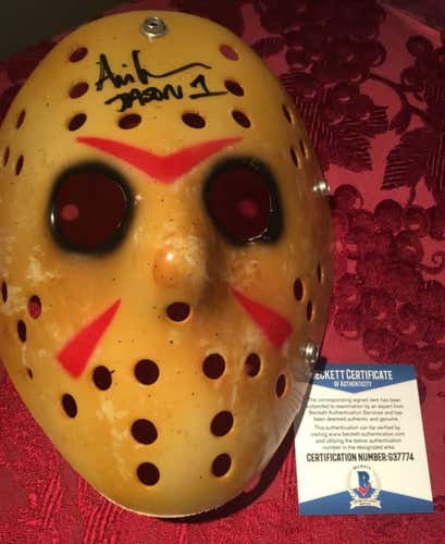 Jason Voorhees Friday 13th Mask Signed Ari Lehman Beckett Authentication and Certificate