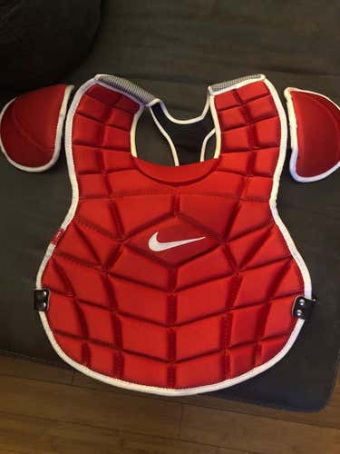 New Nike DE3539 Catcher's Protective Gear Adult