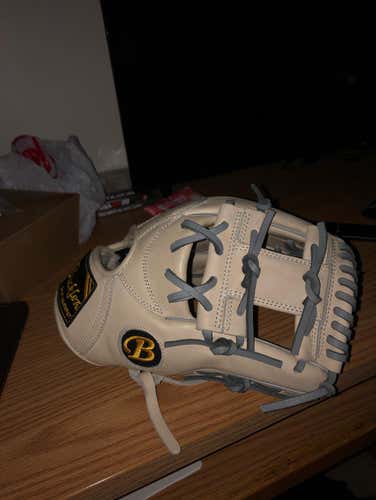 NWOT Buckler For Sale Or Trade