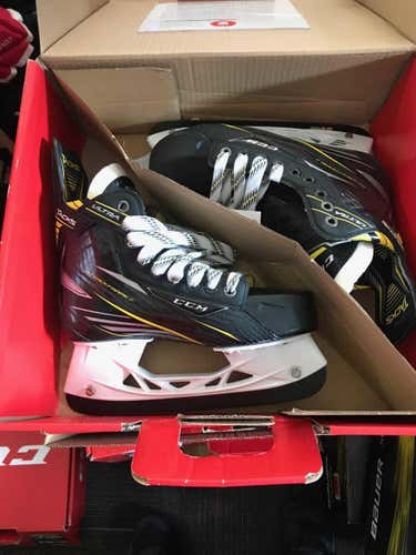 New CCM Ultra Tacks Skates Senior Size 9