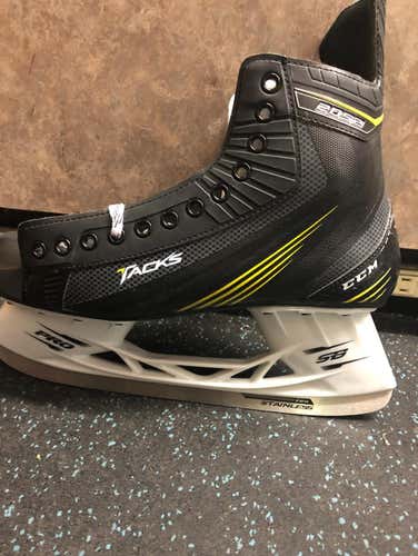 CCM Tacks 2092 Senior Skates Size 11.0 D