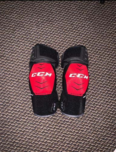 NWOT CCM QLT 270 Small Elbow Pads