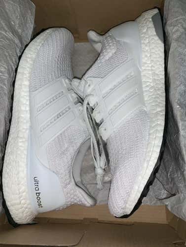 *BRAND NEW* Adidas Ultra boost 4.0 Triple White size 9.5