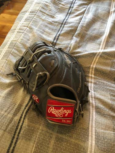 Rawlings Heart Of The Hide First Base Almost New
