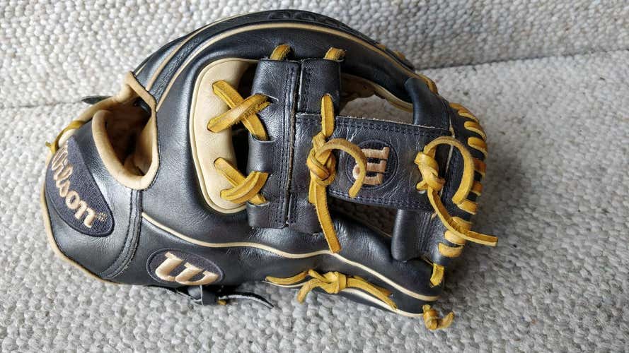 Wilson A2000 1786 Glove 11.5" RHT