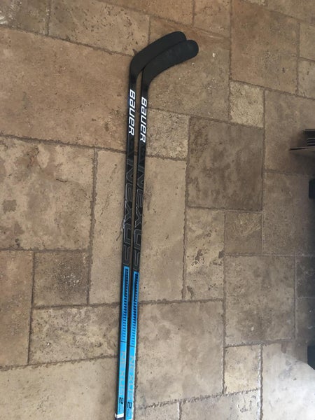 2 (pair) Brand New Bauer 2N Right Hand Pro Stock 95 Flex 2 Pack Troy Brouwer Sticks