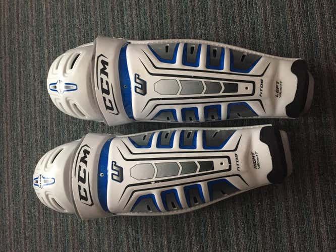 CCM U+ Crazy Light Shin Pads Senior