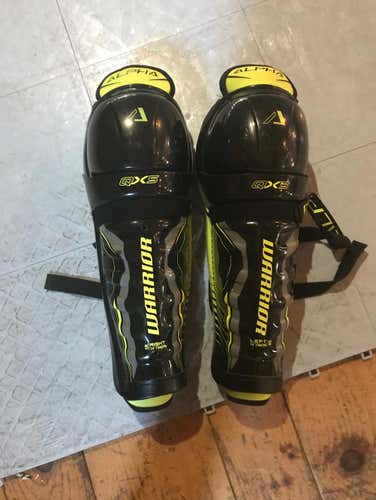 Warrior Alpha Qx5 Shin Pads Mint Condition