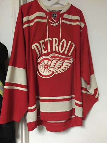 Red Wings Jersey