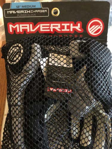 BRAND NEW - Youth Lacrosse Gloves