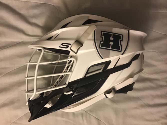 White Cascade S Helmet