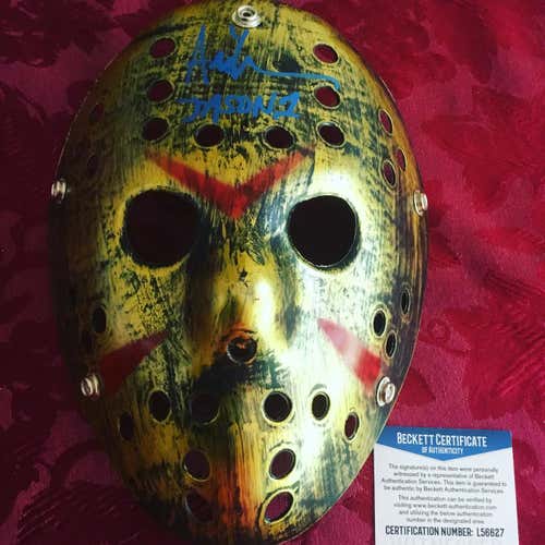 Jason Hockey Gold Mask Friday 13th Signed Ari Lehman JSA Witnessed Authentication