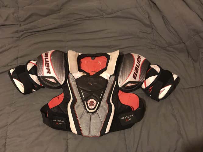 Bauer X:60 Shoulder Pads