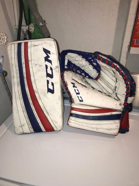 Used CCM EXTREME FLEX 500 Goalie Glove Set