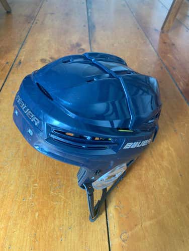 Bauer RE-AKT 100 Sr Small