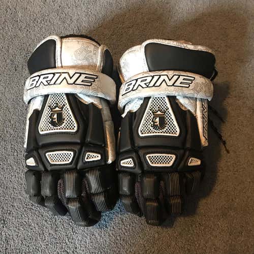 LN Brine King 3 Lacrosse Gloves - Amazing Condition