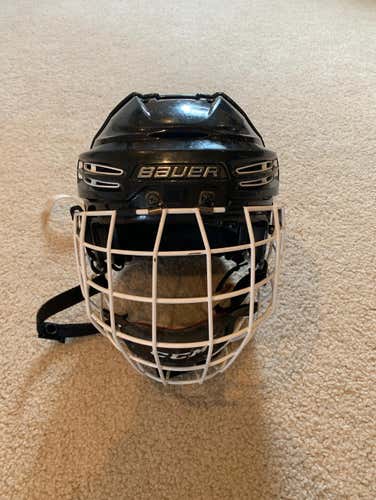 Bauer Reakt 100 Size M With Cage