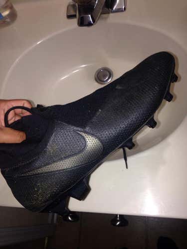 Nike Phantom Vision