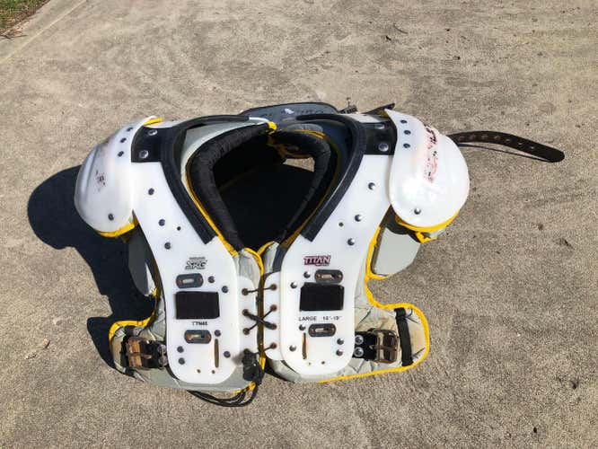 MEN'S RAWLINGS TITAN PRO, FOOTBALL SHOULDER PADS, SZ LG