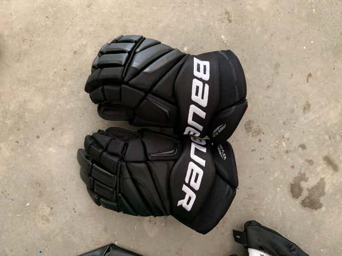 barely Used Bauer Vapor X100 15”