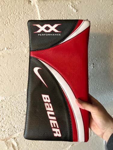 Bauer blocker 2X -. Great Condition.