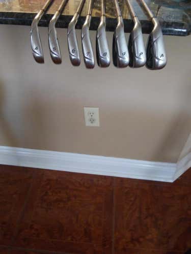 TaylorMade Burner 2.0 HP Iron Set Lefty