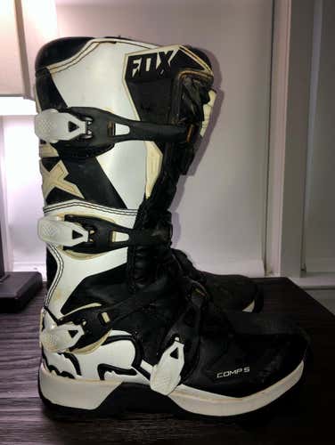 Used Fox Comp 5 Motocross Boots size 6