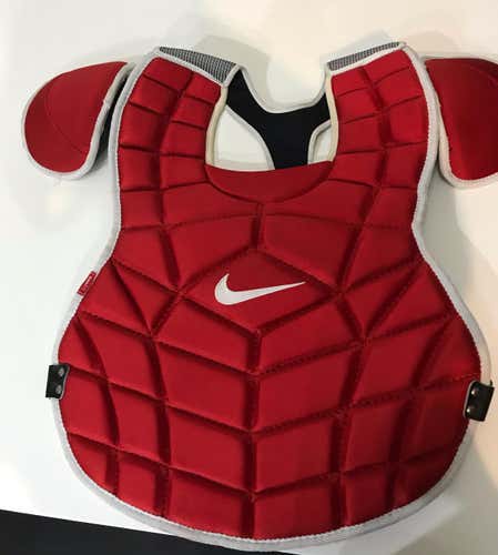 NEW Nike DE3539 Catchers Chest Protector 16” 4 SALE OR TRADE