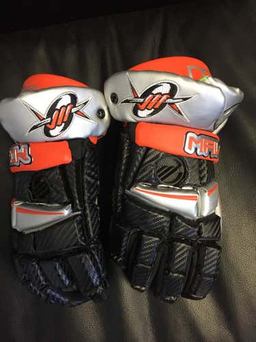Denver Outlaws Maverik M3 Gloves