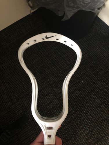 Nike Lakota U