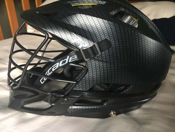 Cascade R Carbon Fiber