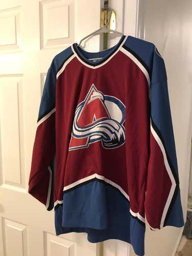 Colorado Avalanche Jersey/Great Condition!