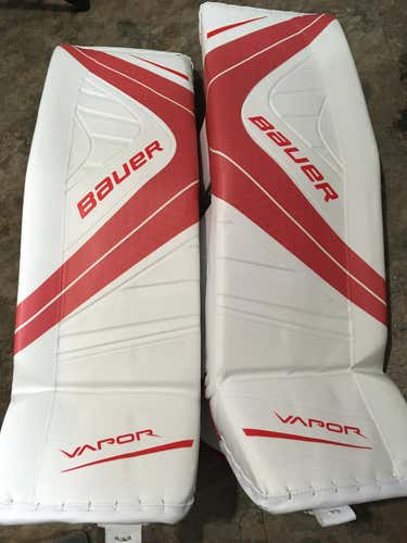 New Bauer Vapor 1X Odin Sr Large Red White Leg Pads