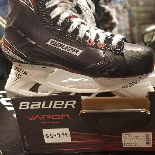New Bauer Vapor X800 Skates Senior Size 8