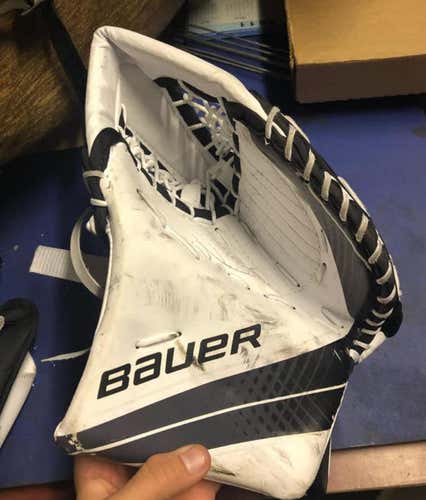 Bauer Vapor X700 Glove And Blocker
